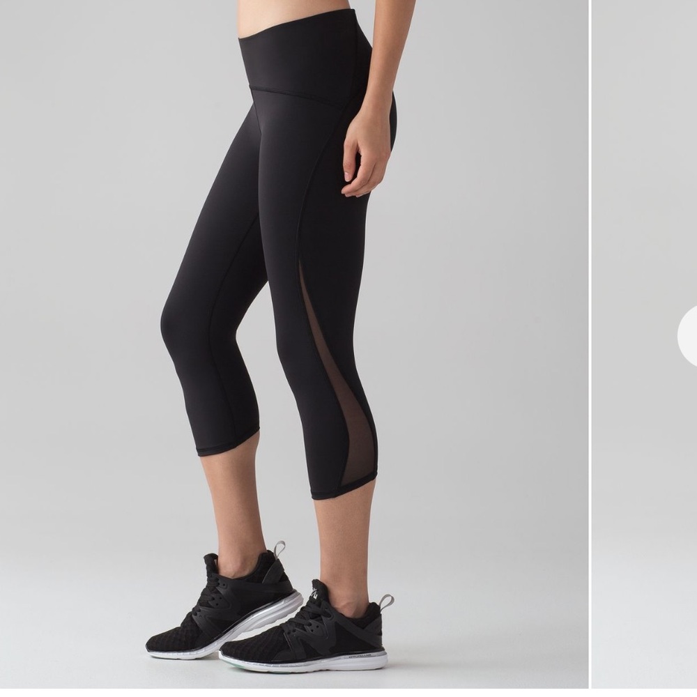 Lululemon Train Times crop (17”)